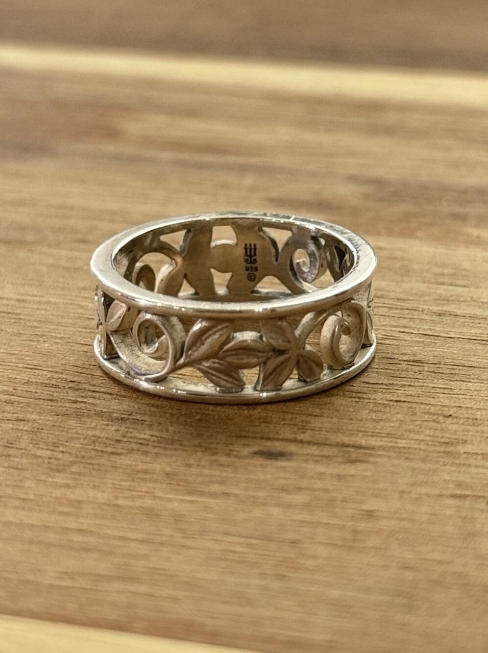 James Avery Retired Sterling Silver Abounding Vine Ring Size 7.5